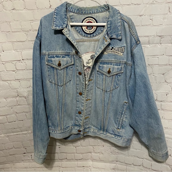 Vintage 1996 Walt Disney World Reunion Denim Jean Jacket unisex - Picture 2 of 10